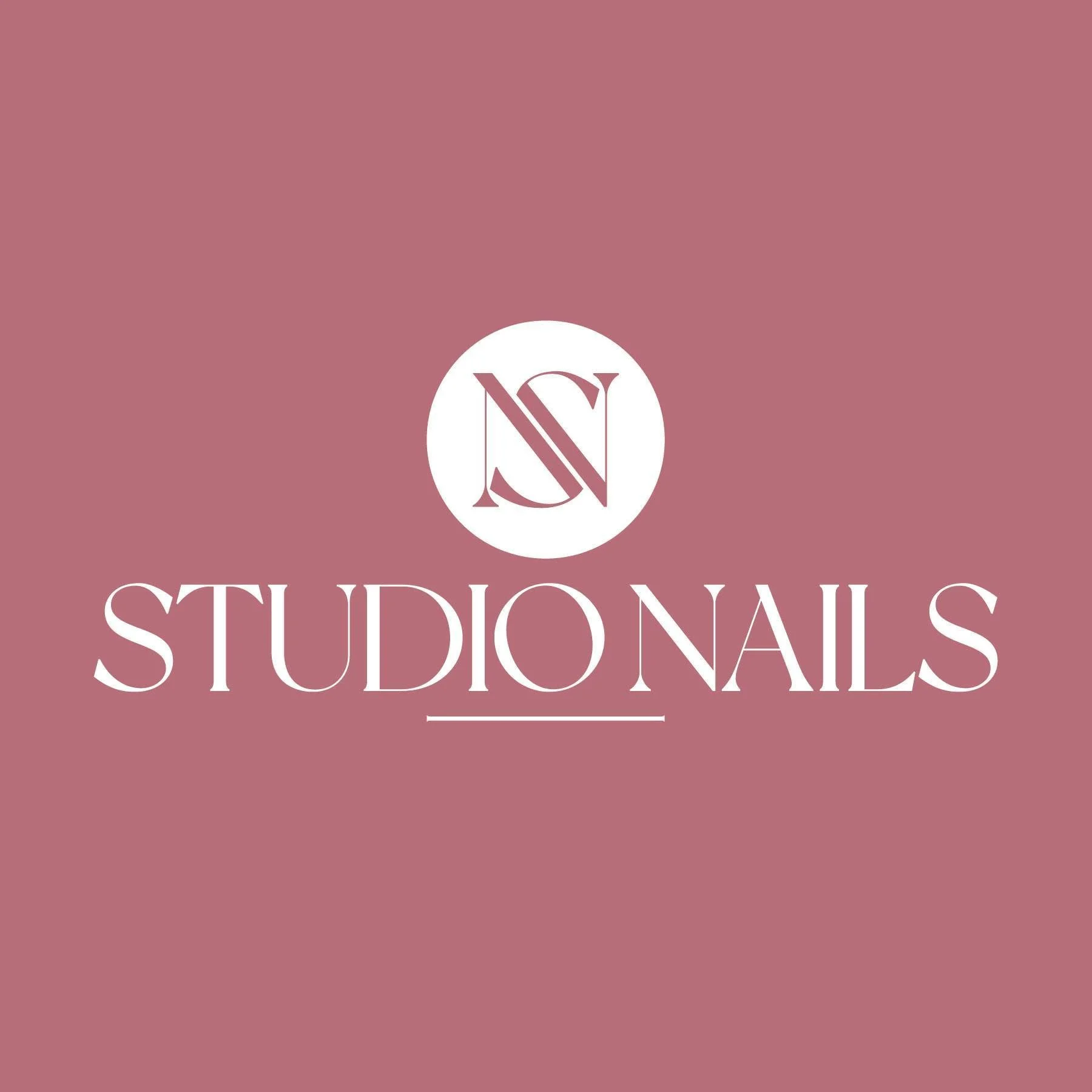 Studio Nails