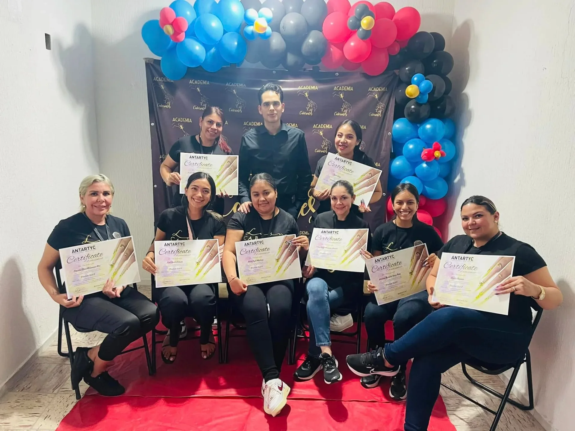 Curso impartido por el Master León Cabriales con el Tema de Estructura Nivel II.