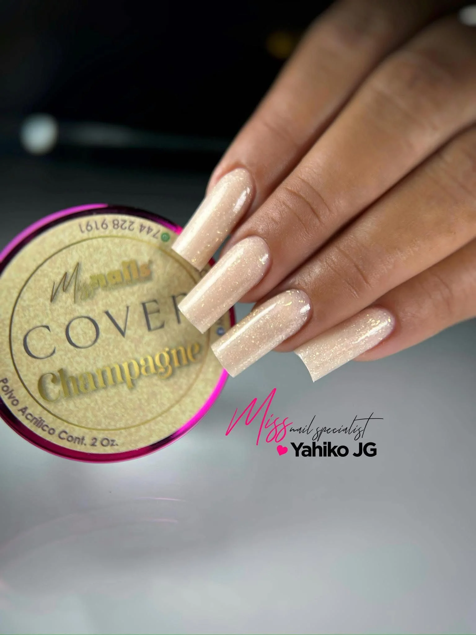 Acrílico mediano cover champagne