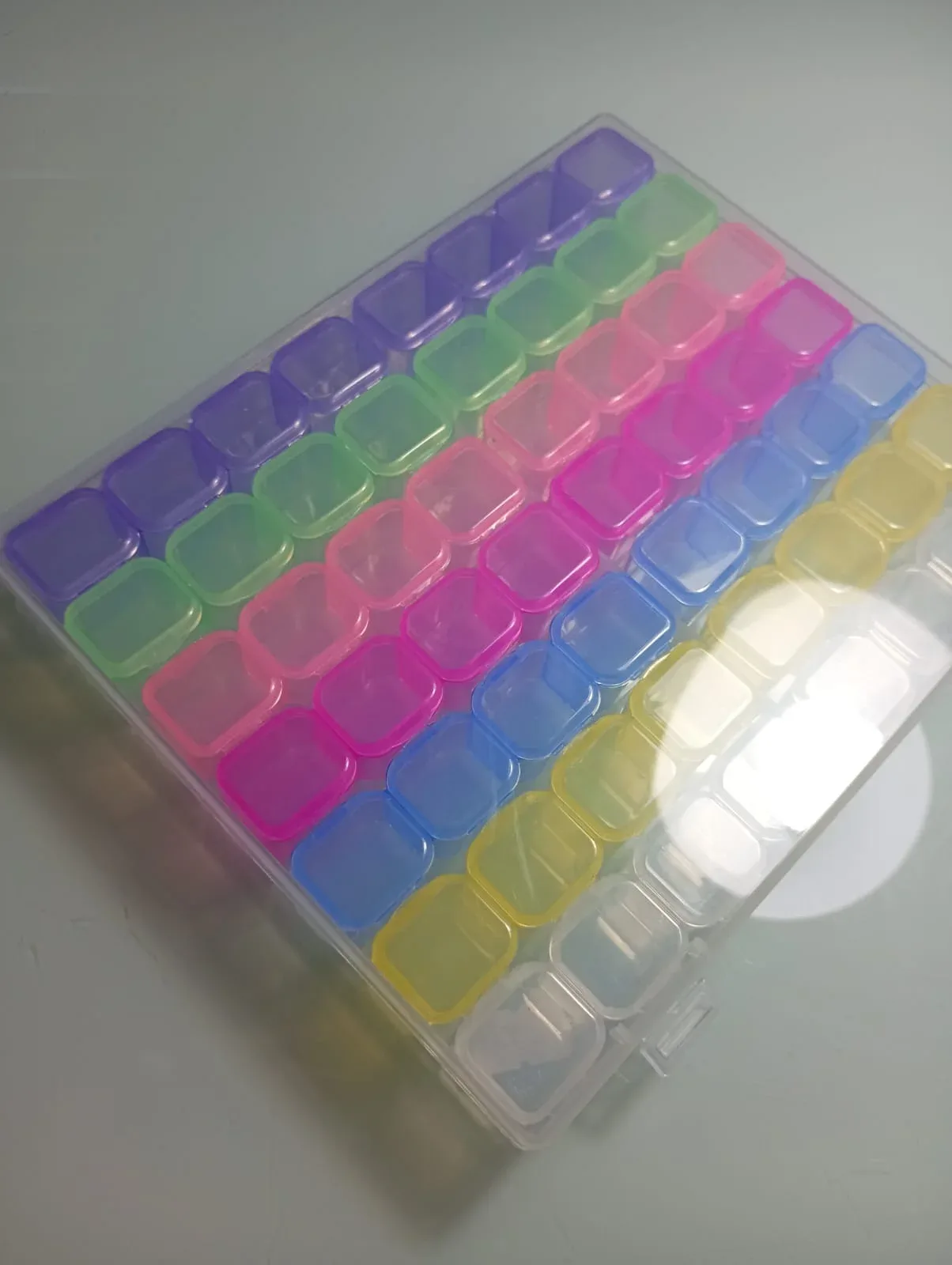 Caja organizadora de colores
